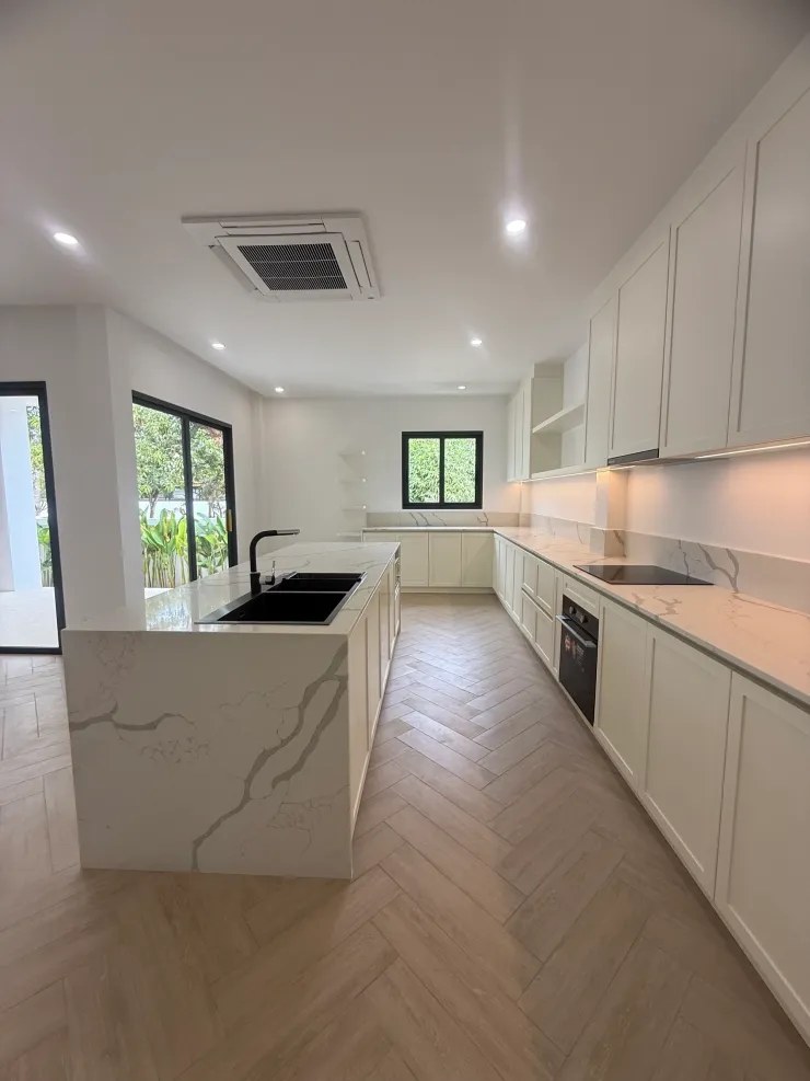 Villa BangJo renovated kitchen