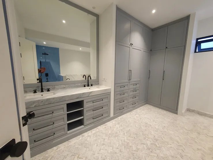 Montresor dressing area and bathroom joinery